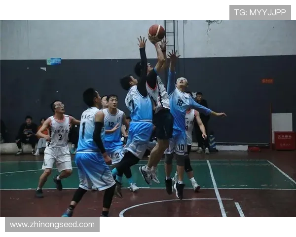 篮球比赛中的关键节点解析:如何影响比赛走势与胜负决定因素 - 副本 (2)